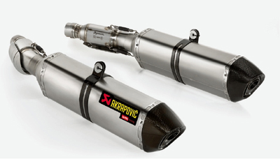 AKRAPOVIC製スリップオンマフラー