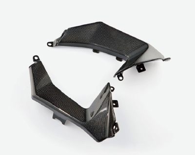 カーボン製サイドカバー　右/左